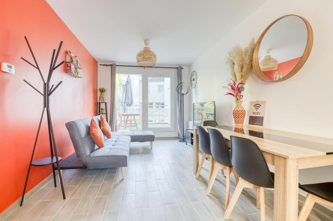 ביוסי-סיינט-ג'ורג' Cosy House - Disney & Paris - Near Train מראה חיצוני תמונה