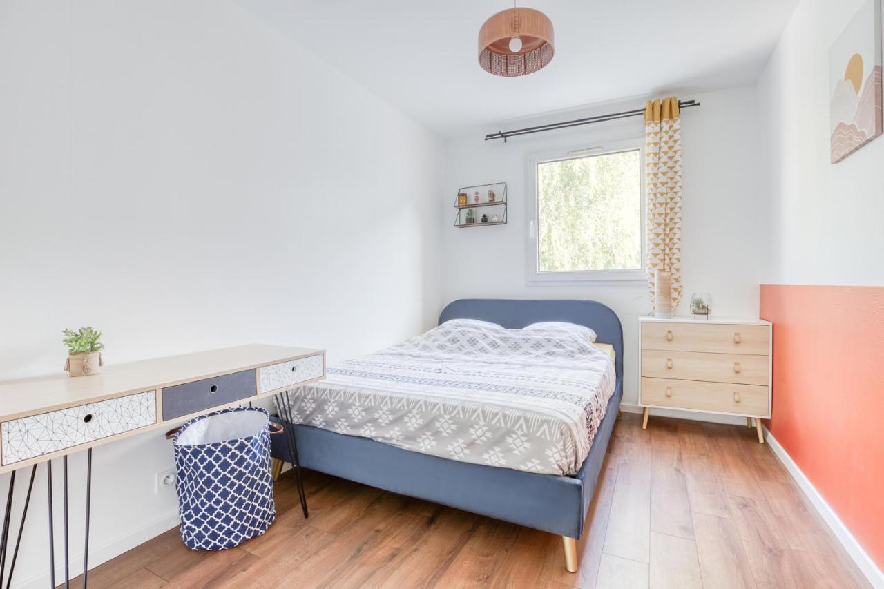 ביוסי-סיינט-ג'ורג' Cosy House - Disney & Paris - Near Train מראה חיצוני תמונה